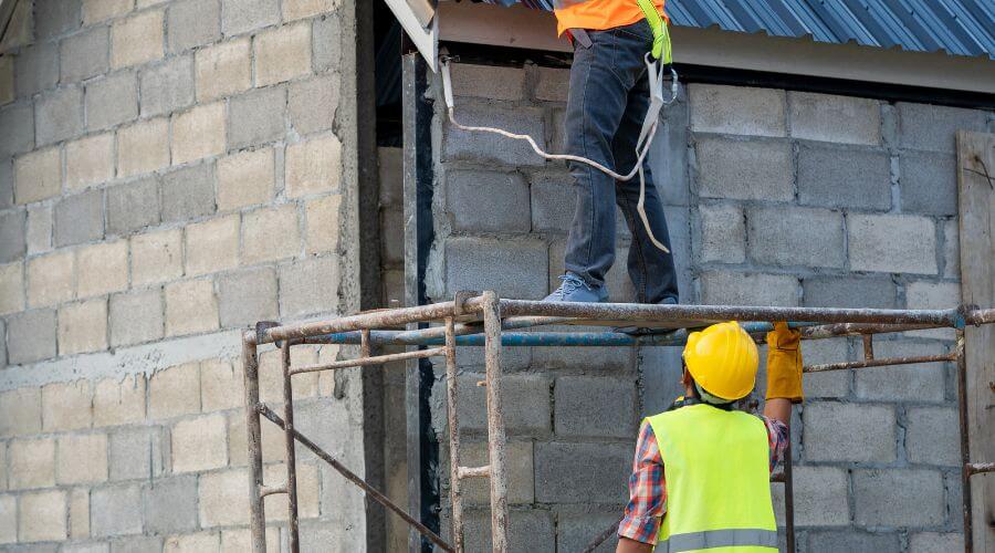 Expert Emergency Roof Repairs services in Beirne, AR